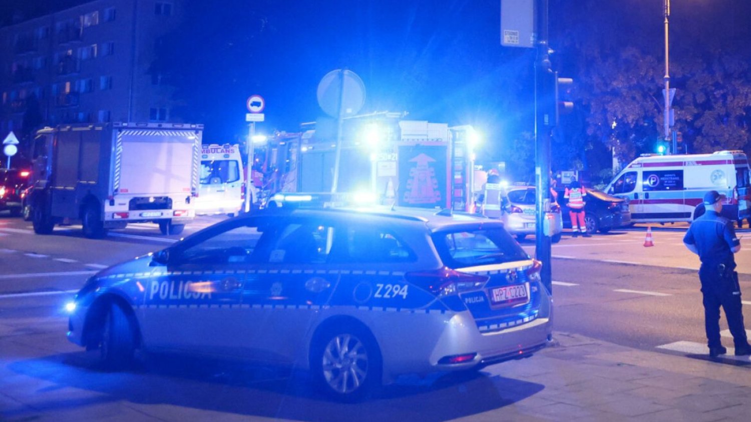 W nocy dźgnęli 17-latka nożem w Warszawie. Policja zatrzymała 3 osoby (zdjęcie ilustracyjne)