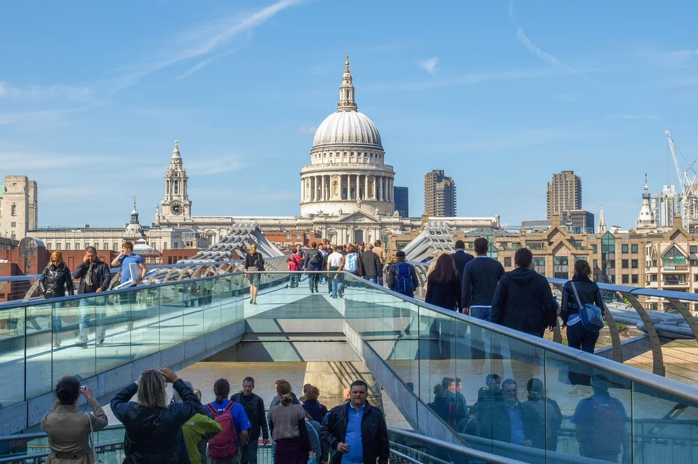 [url=http://shutr.bz/1g11HHE] Millenium bridge [/url]