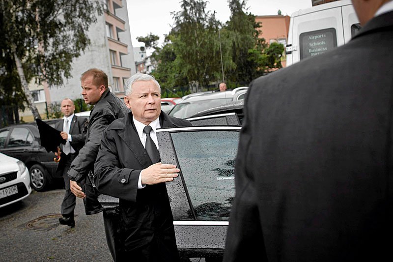 PiS miliony złotych wydaje głównie na ochronę Jarosława Kaczyńskiego, czyli firmę Grom Group.