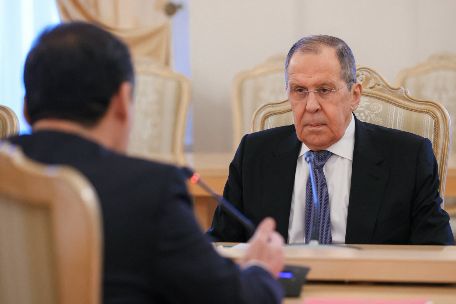 Ministrowie spraw zagranicznych Siergiej Ławrow i Dmytro Kułeba spotkają się 10 marca w tureckiej Antalyi.