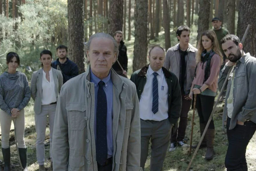 Największą zaletą "Podejrzanego" jest scenariusz