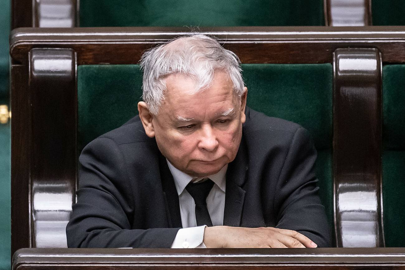 PiS kończy 2021 rok notując spadek poparcia w nowym sondażu Ipsos. PiS kończy 2021 rok notując spadek poparcia w nowym sondażu Ipsos.