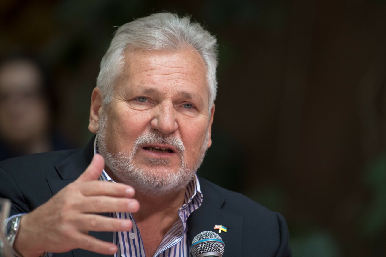 Aleksander Kwaśniewski wchodzi do kampanii wyborczej. "Serce po lewej"