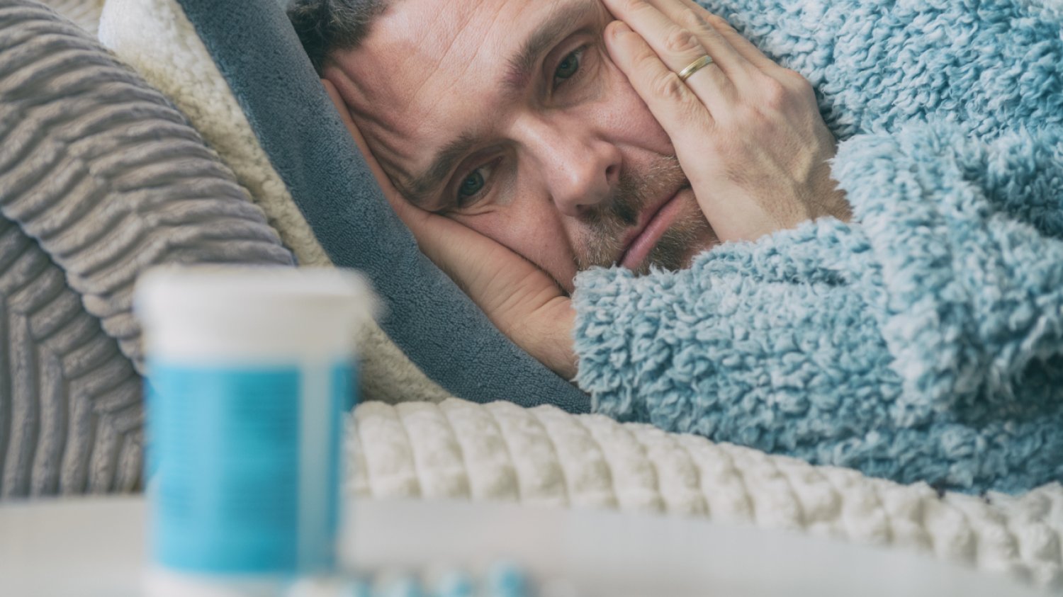 "Choroba brudnych rąk" bywa śmiertelna. GIS ostrzega, że wróciła ze zdwojoną siłą Wirusowe zapalenie wątroby typu A. Objawy zakażenia i leczenie