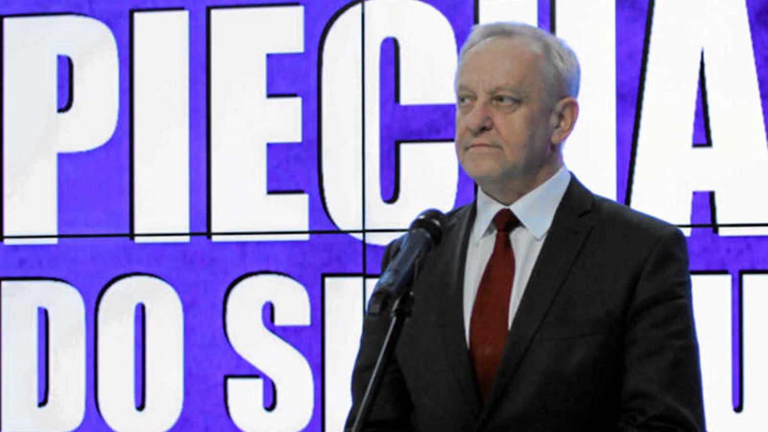 Bolesław Piecha przekonuje, że bez dymisji Bartosza Arłukowicza nie da się rozmawiać o naprawie służby zdrowia.