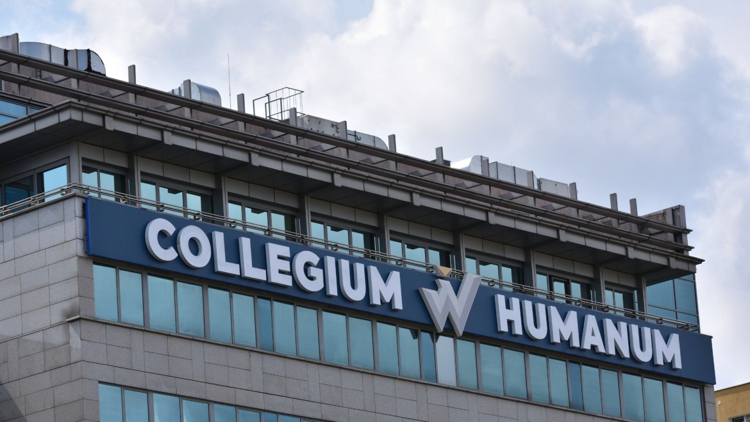 Collegium Humanum: CBA zatrzymało trzy osoby Collegium Humanum