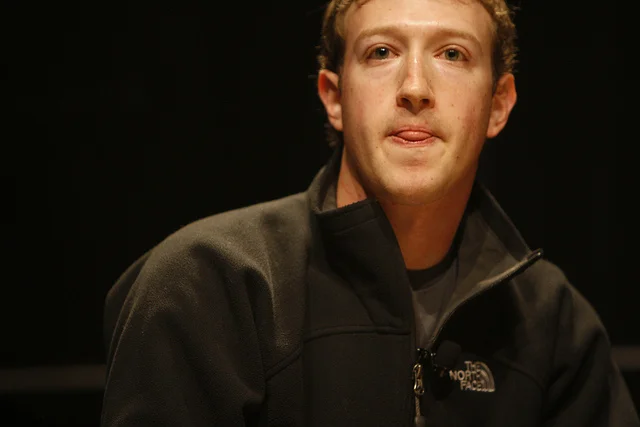 Mark Zuckerberg idzie na wojnę z narkotykami