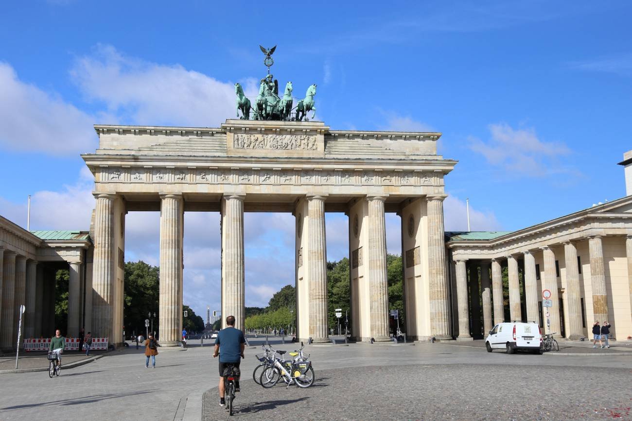 Ambasador RP w Izraelu Marek Magierowski zwrócił uwagę na swoim profilu na Twitterze na szokujący tekst zamieszczony w izraelskiej prasie.