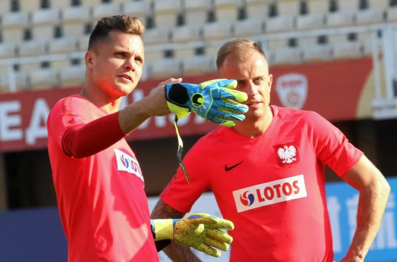 Gikiewicz z Kamilem Grosickim na zgrupowaniu kadry. Kim jest Rafał Gikieiwicz? Bramkarz Augsburga, który spróbuje przeszkodzić Lewandowskiemu w pobiciu rekordu.