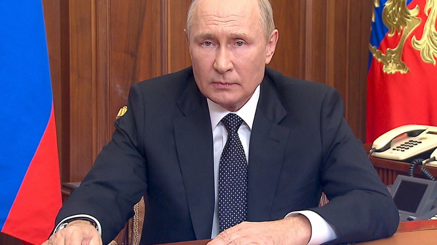 Władimir Putin grozi światu bronią jądrową.