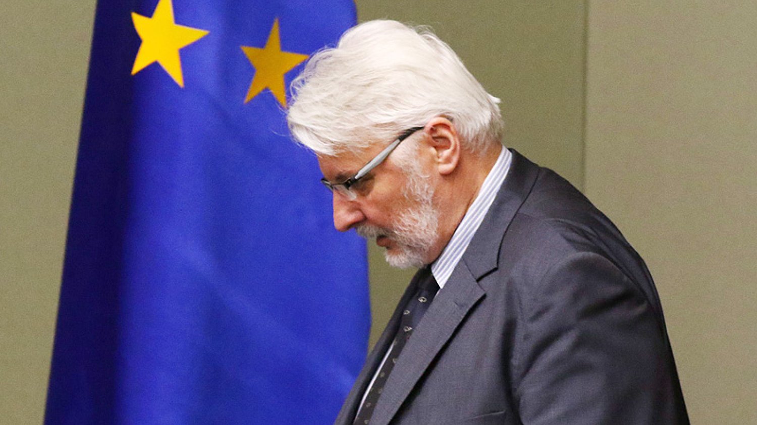 Szef MSZ Witold Waszczykowski nie kryje, że w obozie PiS psuje się atmosfera i może to grozić utratą władzy.