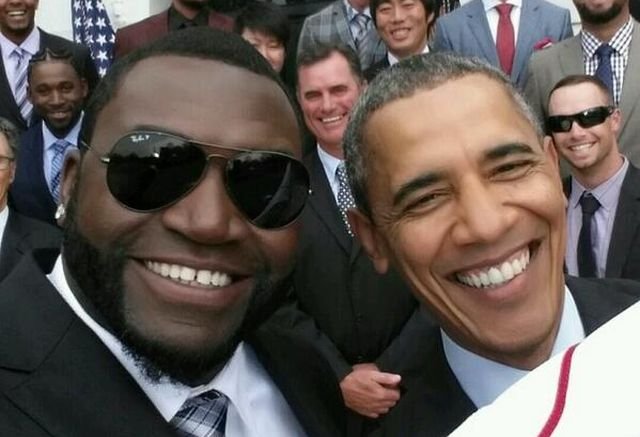 David Ortiz z Barackiem Obamą na zdjęciu, które niedługo po zrobieniu przestanie się podobać w Białym Domu.