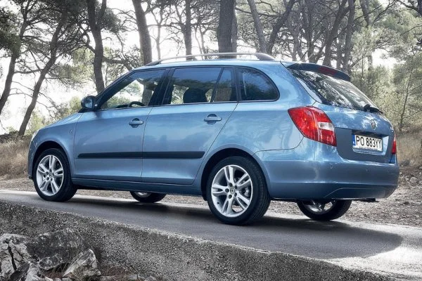 Skoda Fabia - miejsce trzecie na liście najpopularniejszych aut firmowych w Polsce