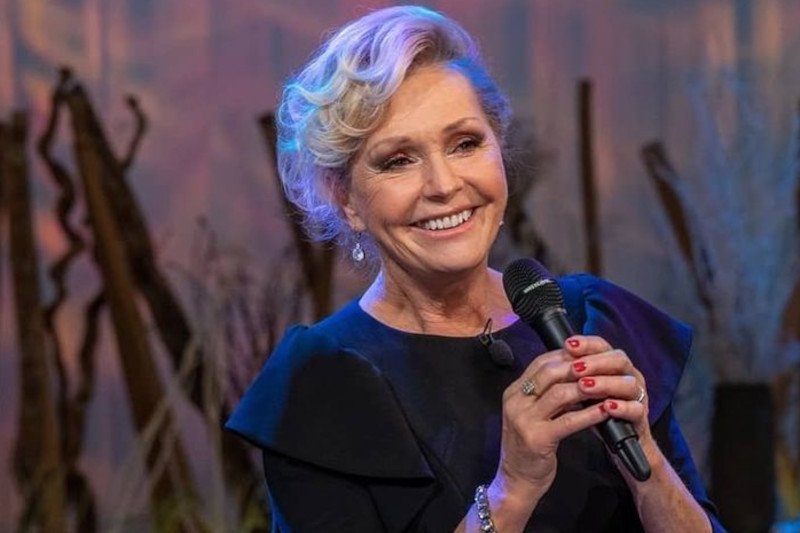 Helena Vondrackova ma 73 lata i nadal zachwyca urodą i figurą.