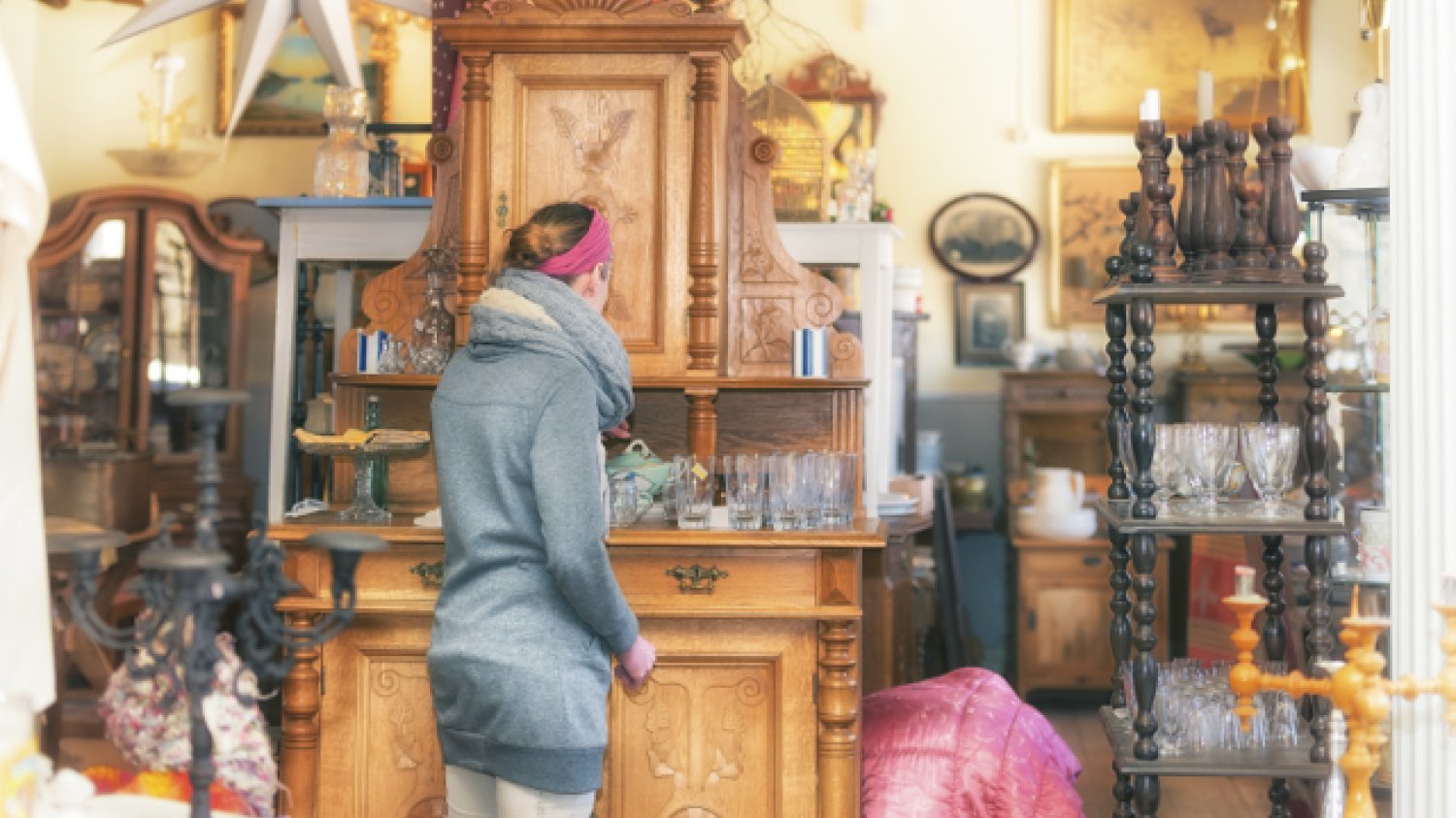 Renowacja antyków coraz częściej staje się hobby