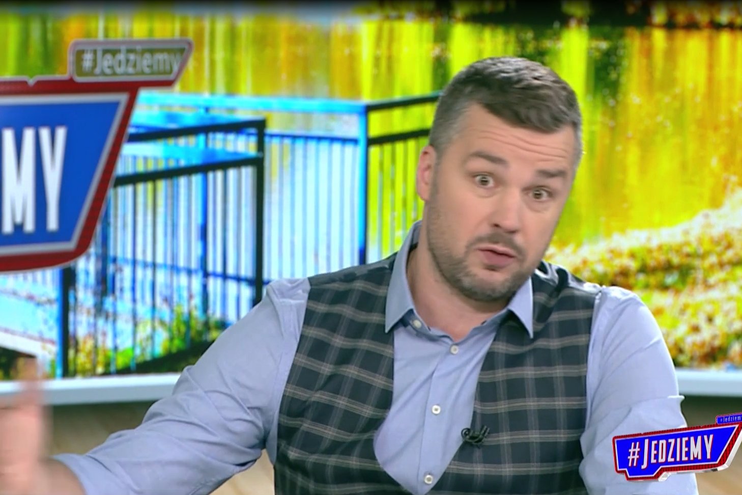 W programie "Jedziemy", tak jak w "Wiadomościach" TVP pokazano drastyczne zdjęcia pedofilskie i zoofilskie.