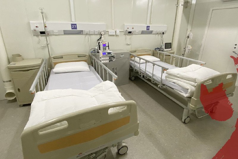 Szpital w Wuhan zbudowano w 10 dni. Kolejna placówka ma być czynna już w środę.