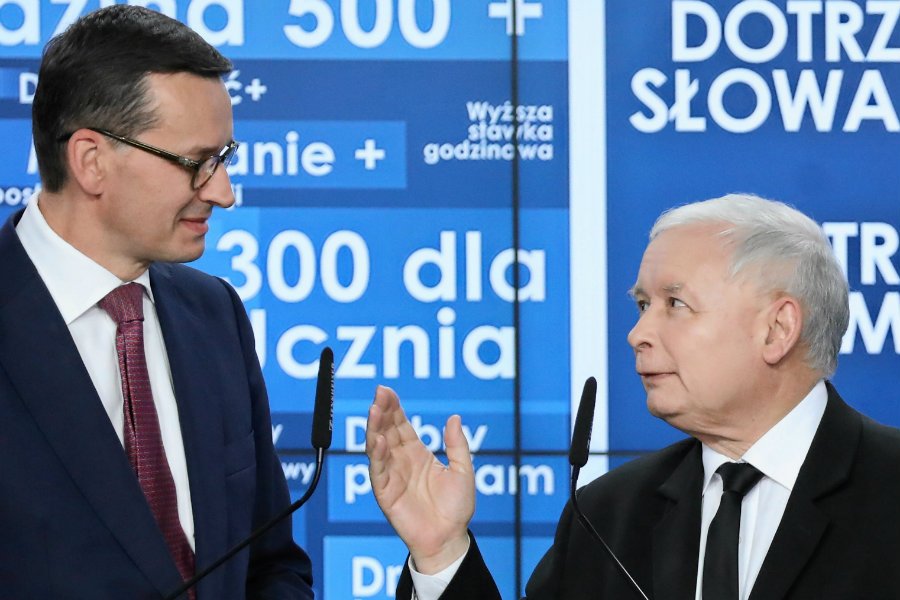 Jarosław Kaczyński ogłosił zwycięstwo, ale jego mowa ciała zdradzała co innego, twierdzi ekspertka.