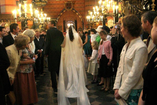 O takim ślubie nikt już nie marzy. Polacy chcą żeby było szybko, łatwo i tanio.