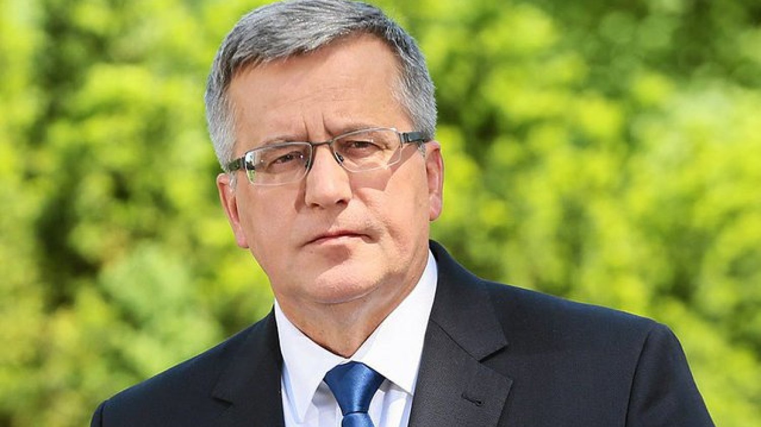 Bronisław Komorowski dostał wezwanie do prokuratury. Chodzi o śledztwo w sprawie niedopełnienie obowiązków przez funkcjonariuszy państwowych zaraz po katastrofie smoleńskiej.