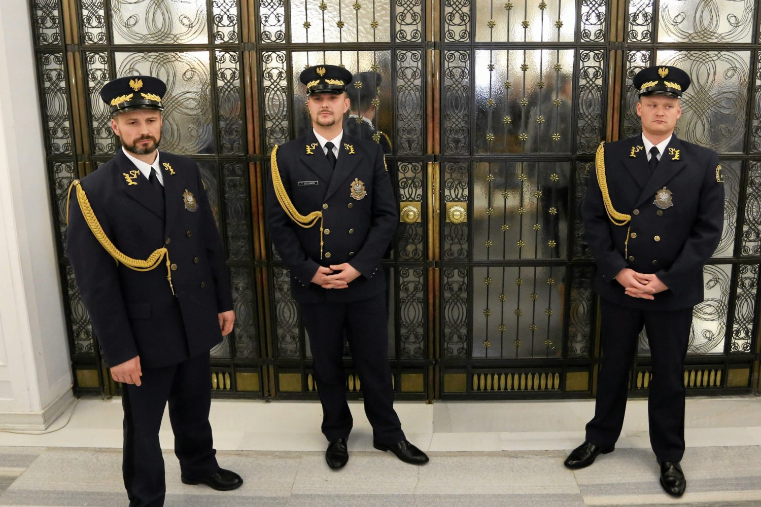 Dowódca Straży Marszałkowskiej nie wyraził zgody na wejście na teren parlamentu rehabilitantów dla strajkujących niepełnosprawnych.