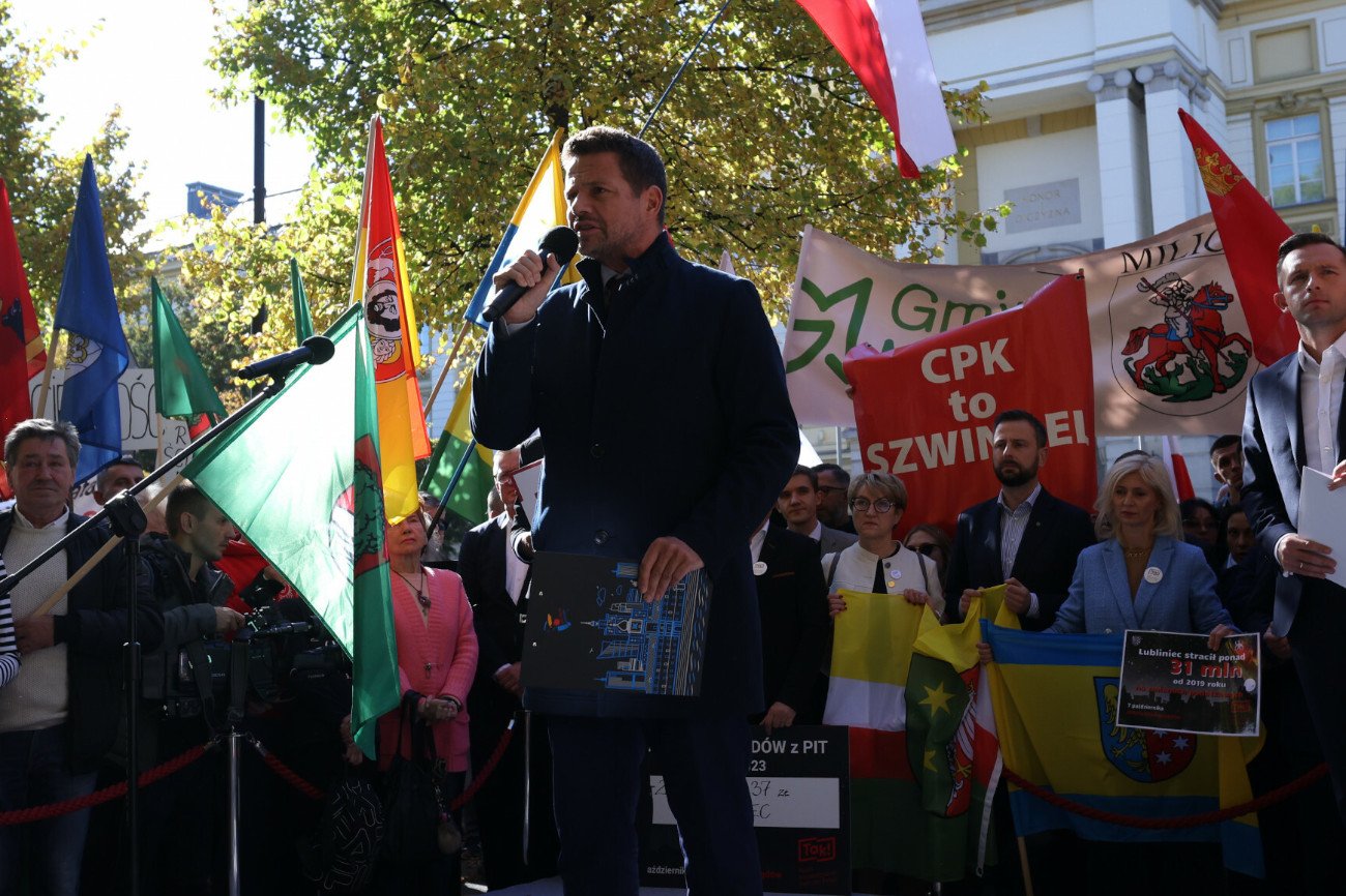 Protest samorządowców w Warszawie Protest samorządowców w Warszawie