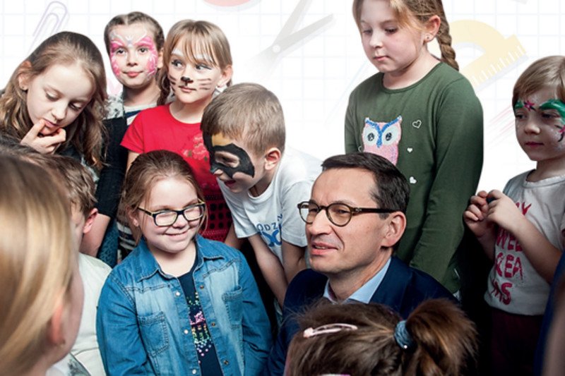 Screen ulotki informacyjnej o programie "Dobry Start", która dotarła do szkół w całej Polsce.