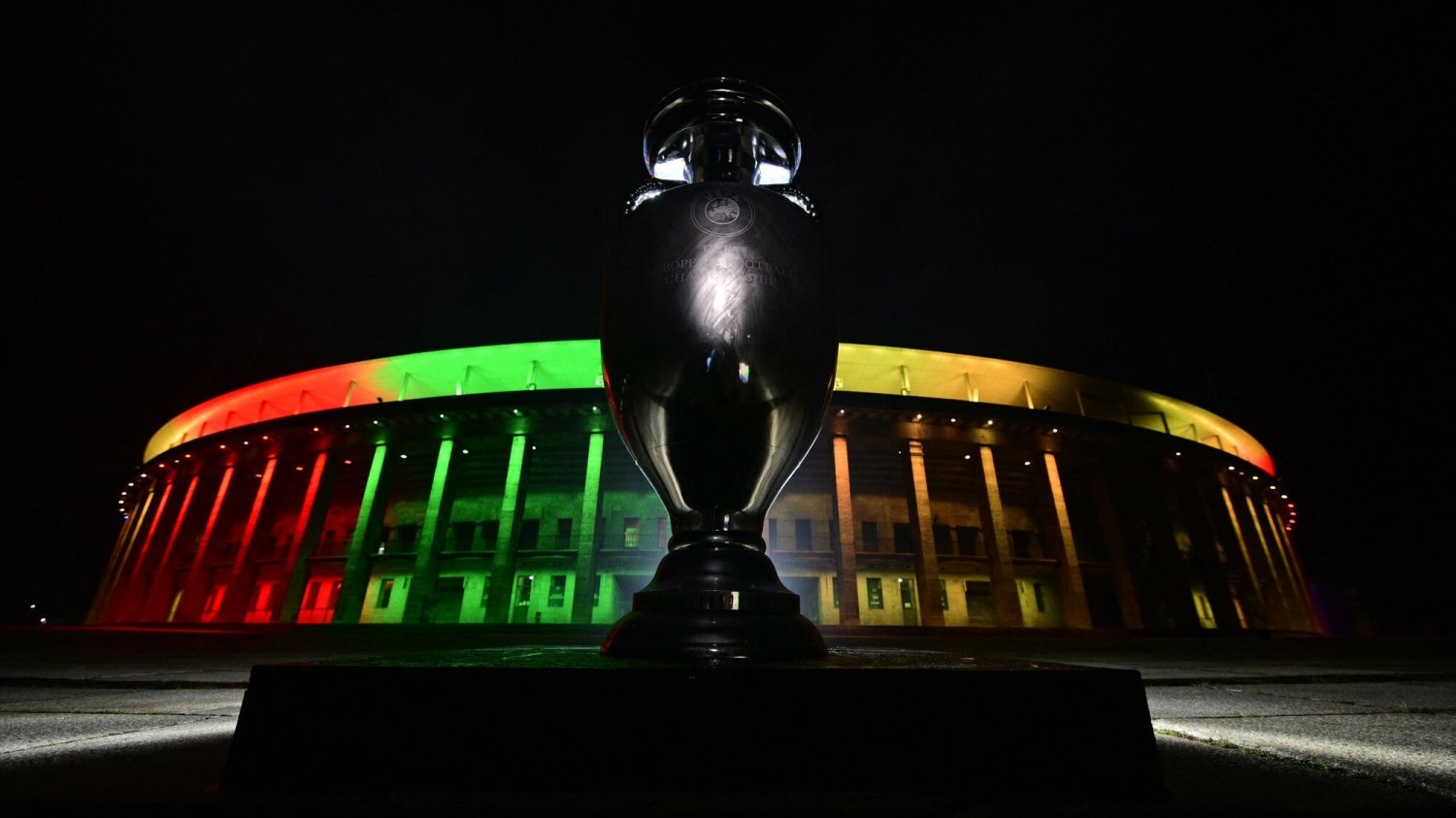 Rosjanie surowo ukarani przez UEFA. To koniec ich marzeń o występie w finałach Euro
