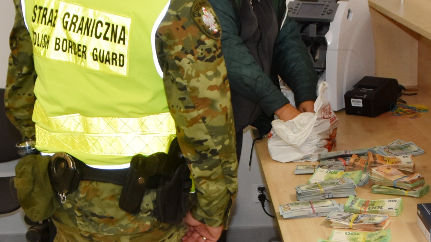 Ukrainki zatrzymane za przemyt gotówki