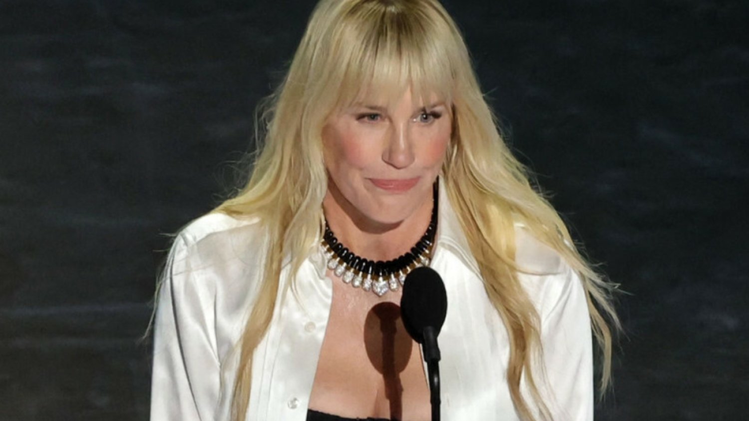 To pierwsze takie słowa na gali Oscarów 2025. Gwiazda "Kill Billa" mówiła o Ukrainie Oscary 2025. Daryl Hannah weszła na scenę i mówiła o Ukrainie (WIDEO)