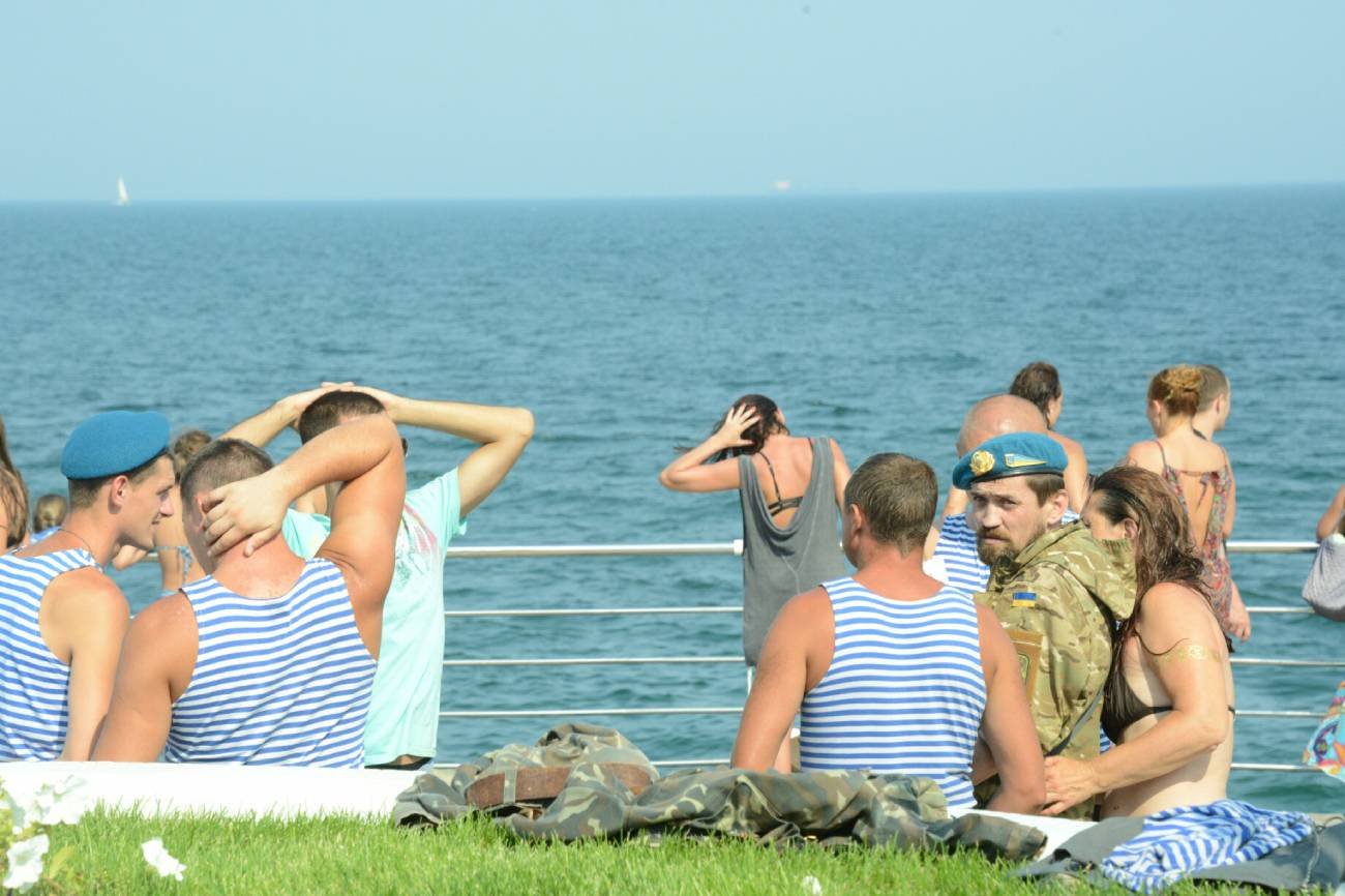 Kobieta na plaży w Odessie weszła na zaminowany teren