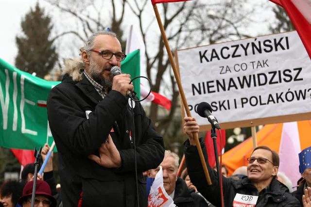 Media zaczynają grzebać w życiu prywatnym lidera KOD