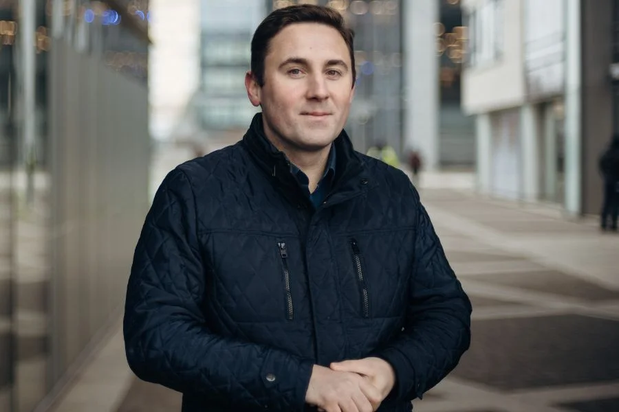 Piotr Borawski to wiceprezydent Gdańska. Jest politykiem PO i odrzucił zaproszenie TVP Gdańsk, ze względu na partyjny bojkot Telewizji Publicznej.