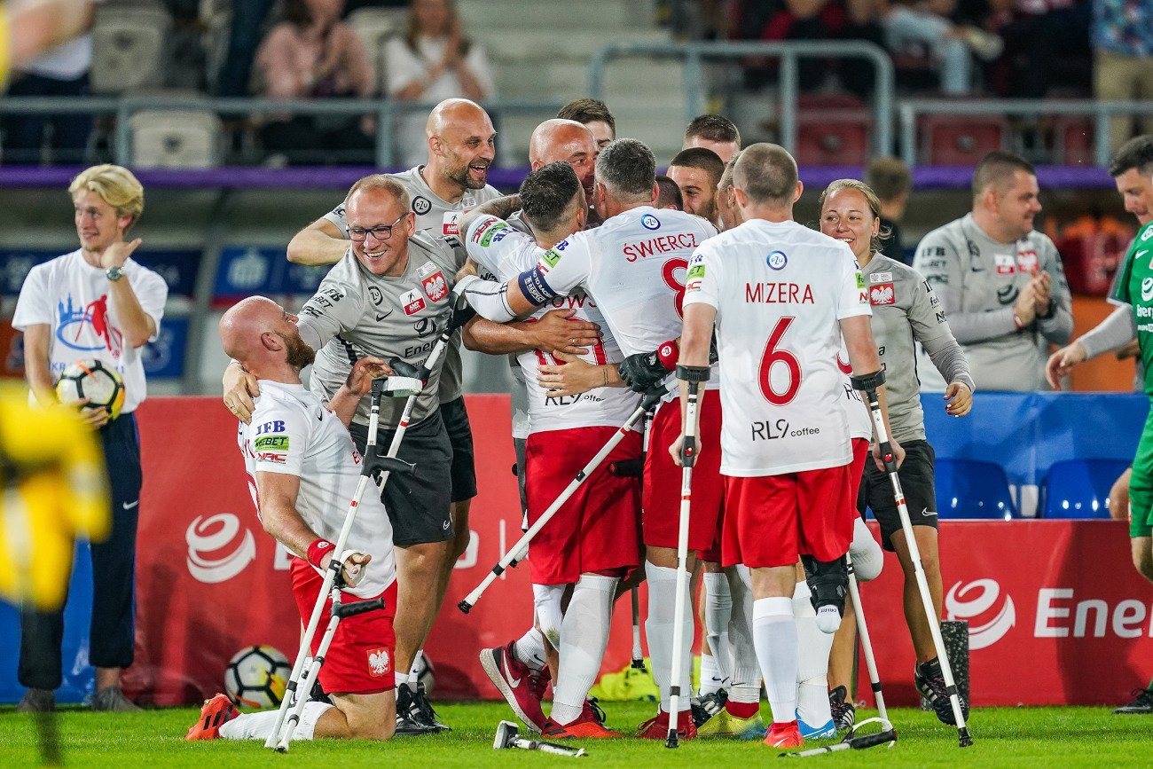 Polacy bez większych problemów uporali się z reprezentacją Francji w ćwierćfinale mistrzostw Europy.