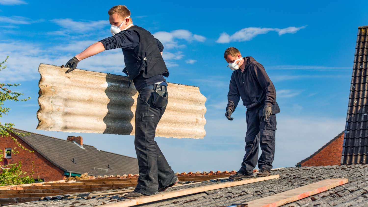 Nowy termin na 20 tys. dopłaty do wymiany dachu. Rząd daje czas do 1 czerwca