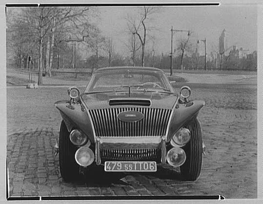 Prototyp z nadwoziem projektu Raymonda Loewy'ego, wykonany przez Boano