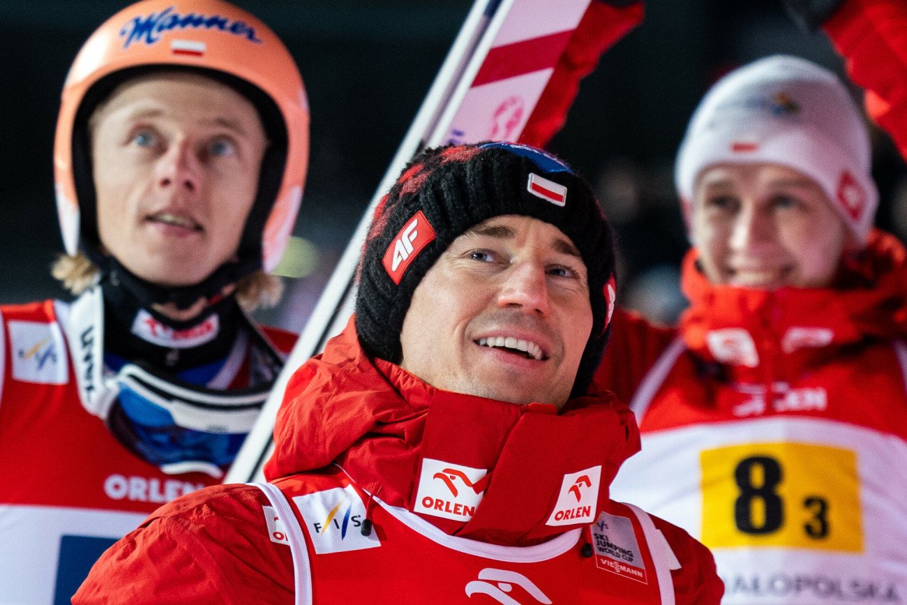 Kamil Stoch zaliczył dołek formy w ostatnich tygodniach. Czy zdoła wrócić w dobrej dyspozycji na MŚ w Planicy?
