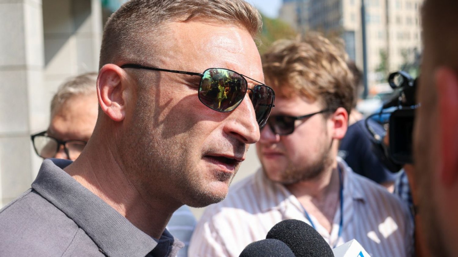 Robert Bąkiewicz o porannym przeszukaniu. Jego zdaniem to atak polityczny