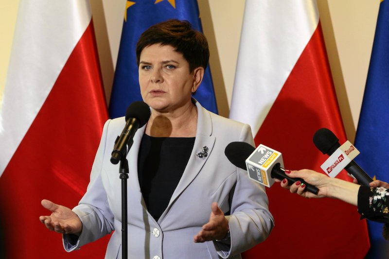 Negocjacje rządu ze związkowcami ws. zmian w oświacie przerwane do 2 kwietnia.