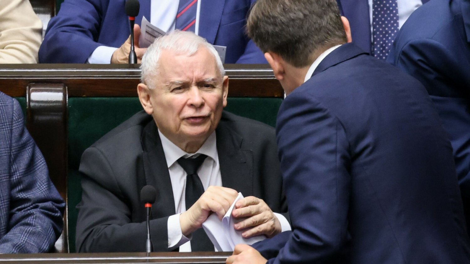W najnowszym sondażu zapytano Polaków o szanse na rozpad Zjednoczonej Prawicy.