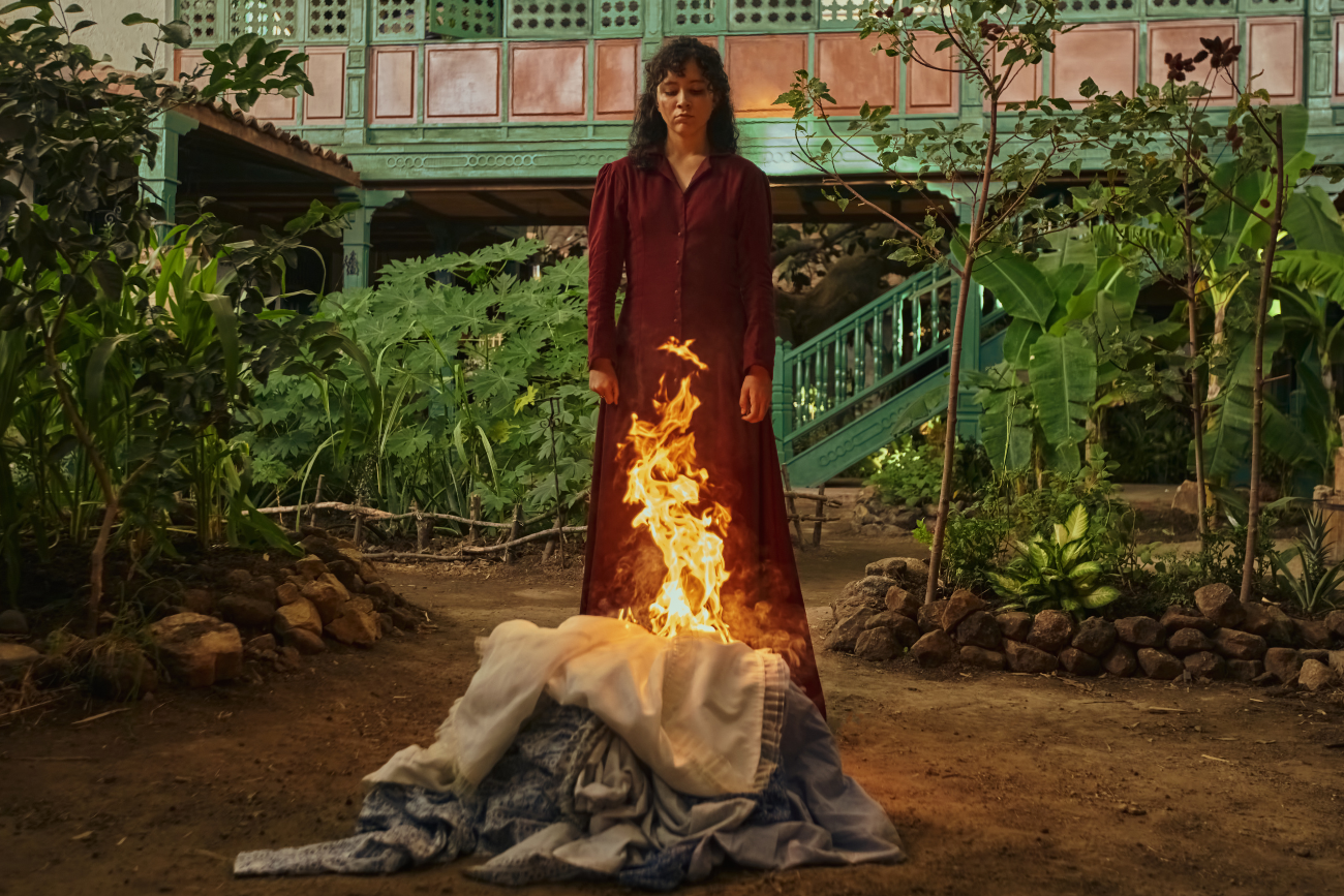 Kadr ze "Stu lat samotności" Netfliksa