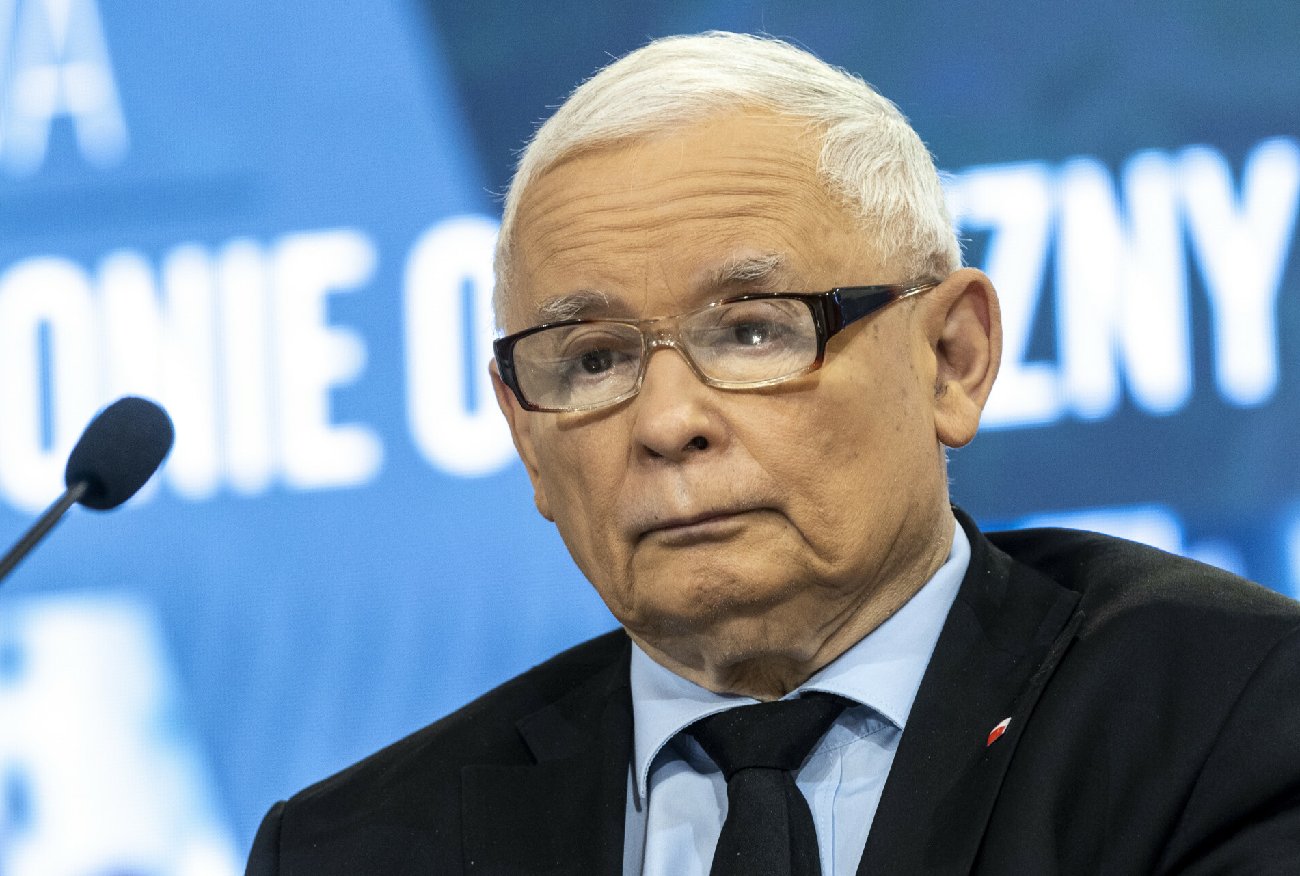 Miało rozbić PO, a rozbija rząd. "Sztabowcy PiS są wściekli" o "lex Tusk".