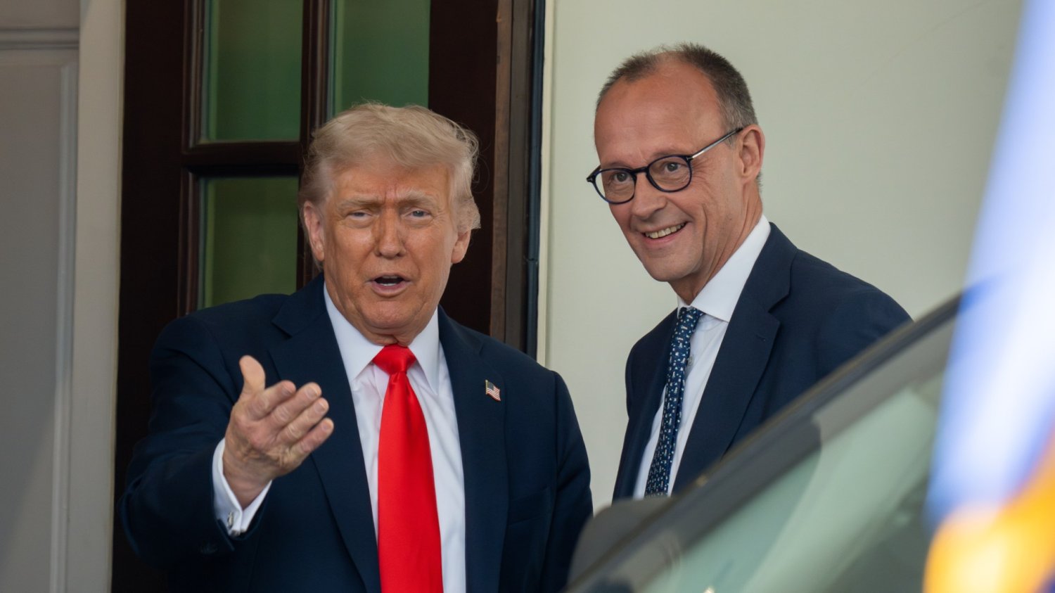 Niemcy nie zamierzają stać z boku. Merz u Trumpa, by mówić o Iranie i Ukrainie Kancelrz Niemiec Friedrich Merz i prezydent USA Donald Trump.