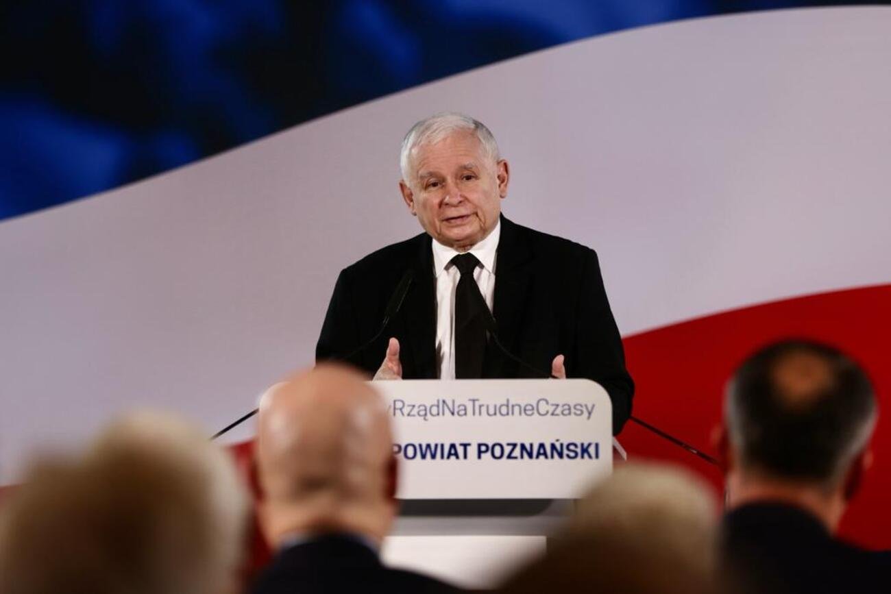 Kaczyński podczas przemówienia w Kórniku