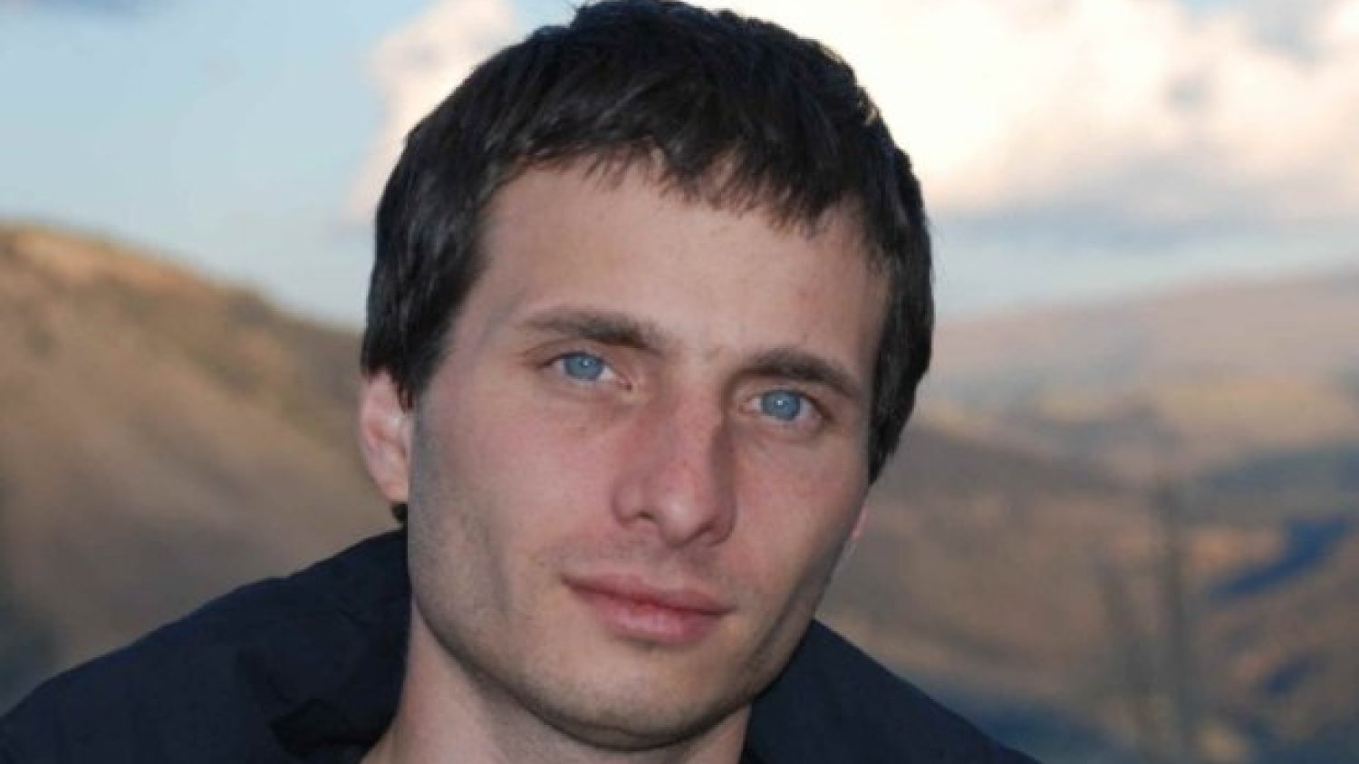 Dr Piotr Sułkowski