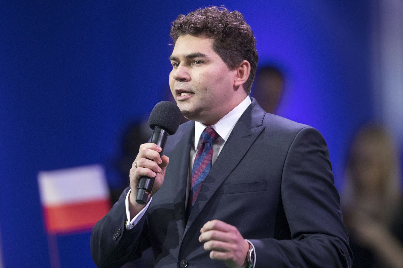 Lucjusz Nadbereżny, prezydent Stalowej Woli, zdobył ponad 70 proc. głosów.