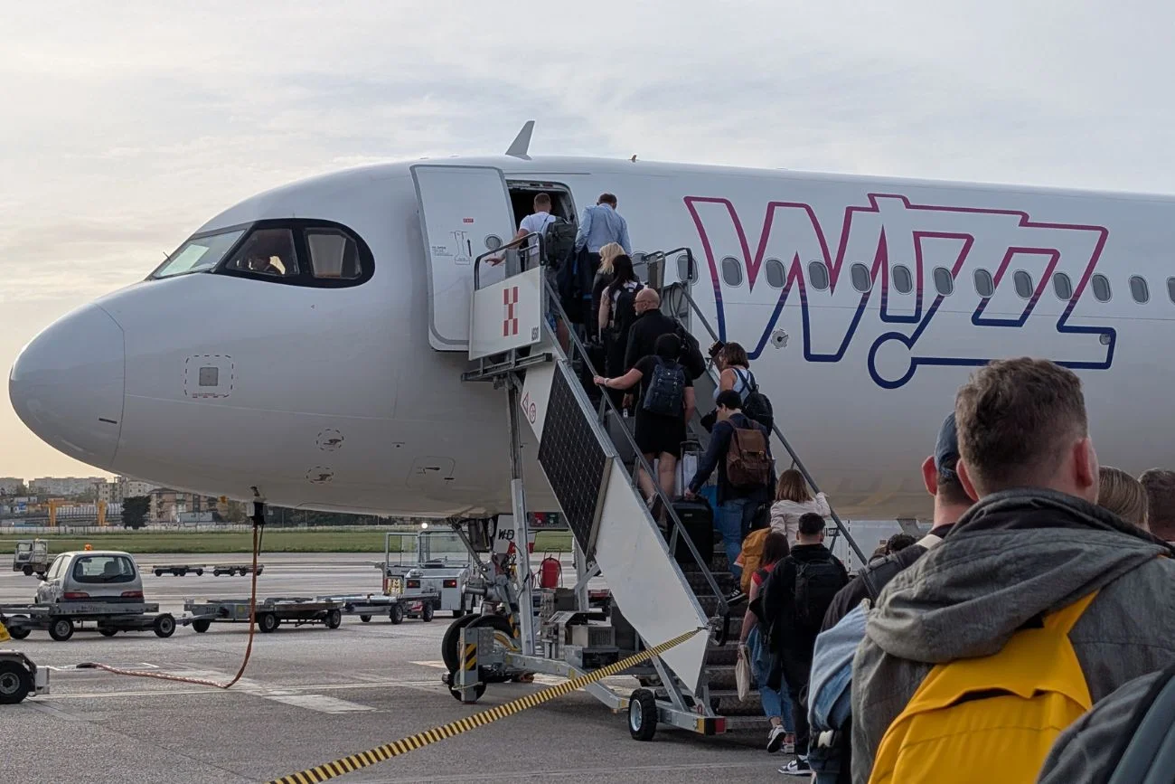 Polacy lecą na pogrzeb papieża Franciszka. Ceny biletów Ryanaira i Wizz Aira bardzo wysokie