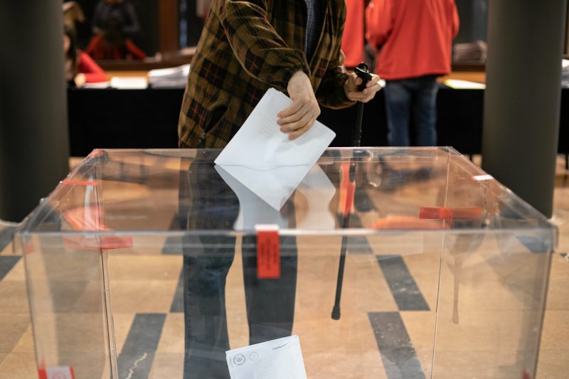 Polacy odpowiedzieli na pytanie dotyczące powtórzenia wyborów.