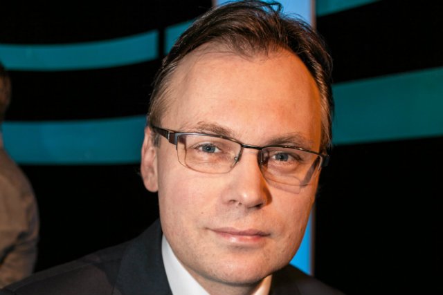 Arkadiusz Mularczyk proponuje, by za negowanie zasadności reparacji wojennych od Niemiec groziła taka sama kara, jak za negowanie Holokaustu.