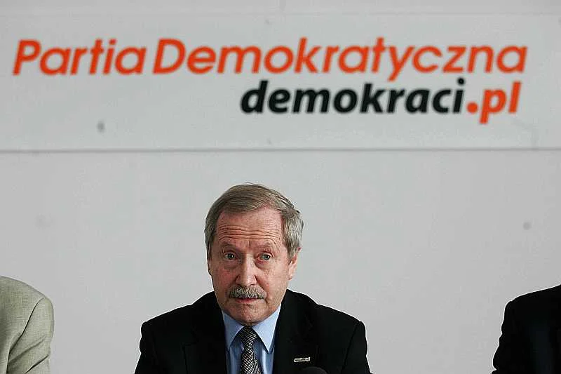 Partia Demokratyczna Demokraci.pl zapowiada nowe otwarcie.